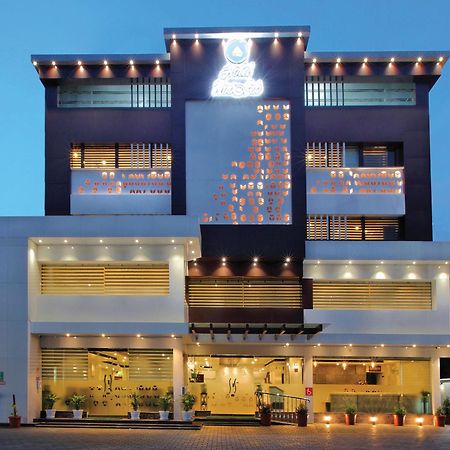 Hotel Novark Munnar Kallar Vattiyar Eksteriør bilde